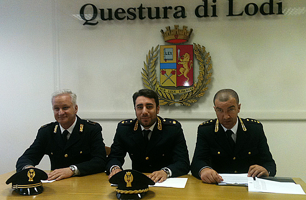 Questura-conferenza-truffe-online-Lodi-coupon