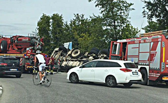 Vigili-fuoco-Zelo-camion