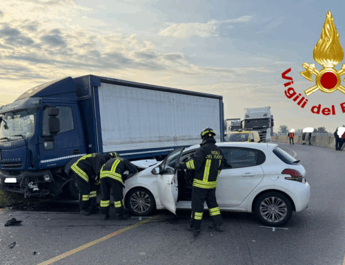 Codogno. Scontro tra camion e auto sulla via Emilia, due feriti